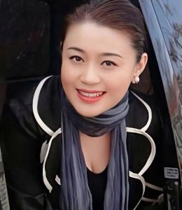 關(guān)婷娜