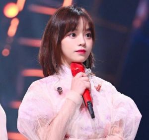 黃霄雲(yún) 黃霄雲(yún)