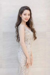 吉娜·愛麗絲