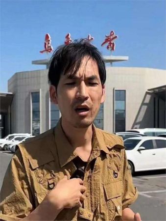 鐵頭懲惡揚(yáng)善 鐵頭懲惡揚(yáng)善